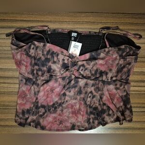 BCX Women's Black and Pink Floral Crop Top